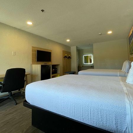 Days Inn By Wyndham Near Seaworld San Antonio Extérieur photo