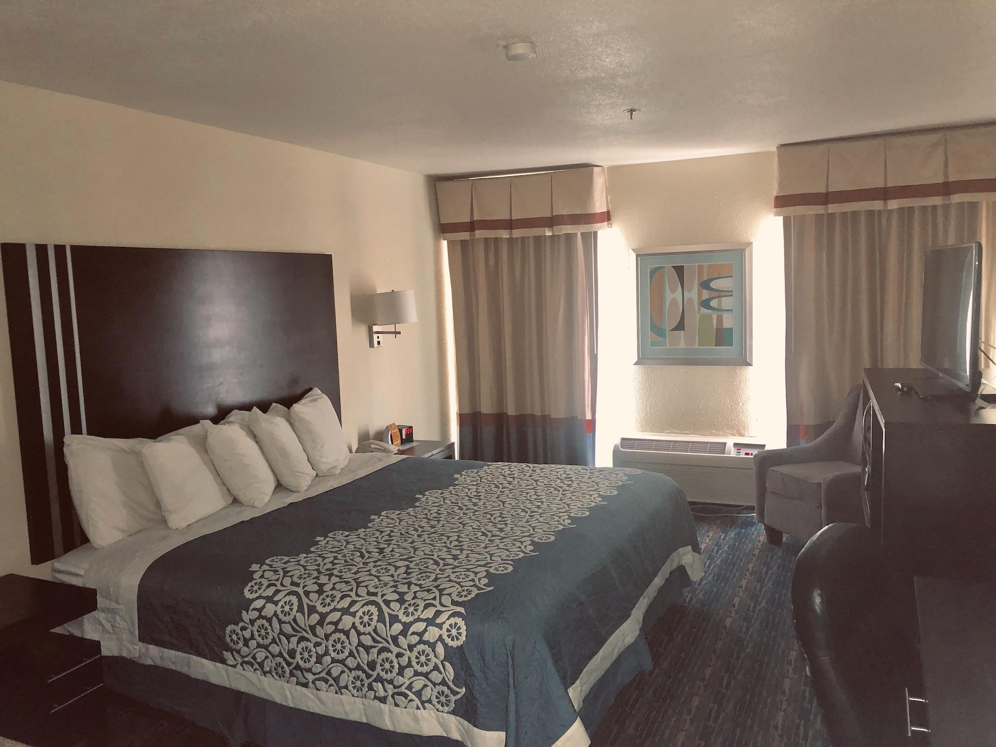 Days Inn By Wyndham Near Seaworld San Antonio Extérieur photo